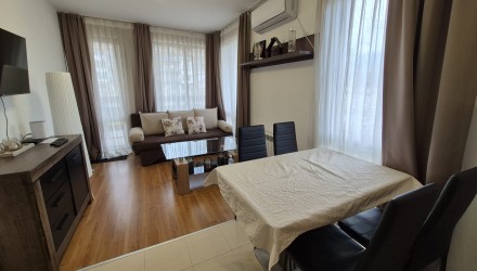 Двустаен апартамент под наем в Банско