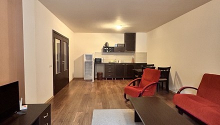 Двустаен обзаведен апартамент със склад в Банско, на метри от кабинков лифт Двустаен обзаведен апартамент със склад в Банско, на метри от кабинков лифт