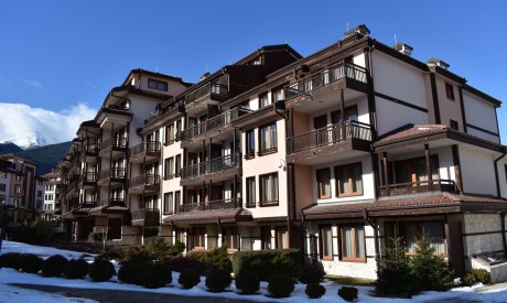 Great one bedroom apartment next to gondola lift, mountain view  