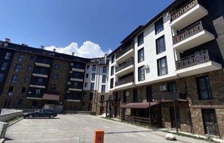 143 sq.m. duplex apartment with fireplace and beautiful view to Pirin, town of Bansko