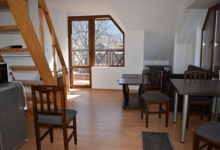 Трехкомнатная квартира ДЛЯ АРЕНДЫ рядом с большим супермаркетом