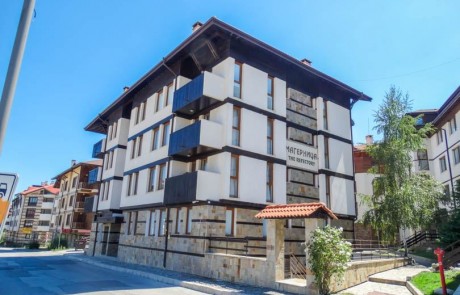 Двустаен апартамент в Банско на туристическа улица