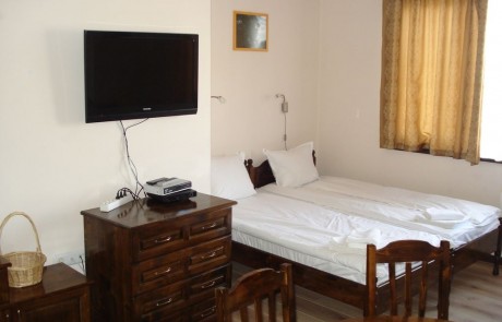 Студио за продажба в целогодишно работещ комплекс, Банско