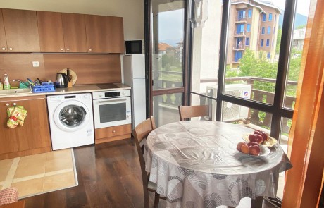 Двуспален апартамент в комплекс Уинслоу Инфинити