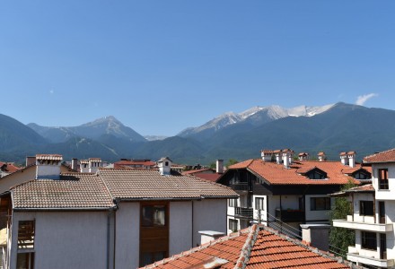 Unfinished residential building near the centre of Bansko 