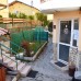 Complex or house for sale in Banya village