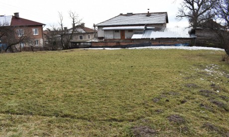 Land in the heart of Dobarsko village