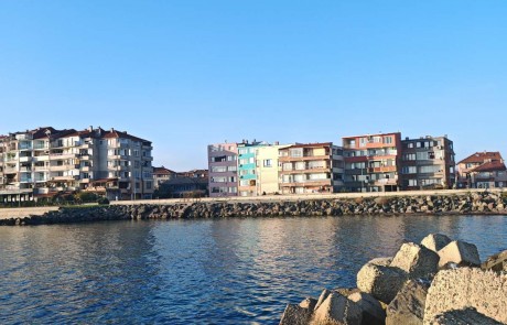 Многостаен апартамент с морска панорама в Поморие – 150 кв. м